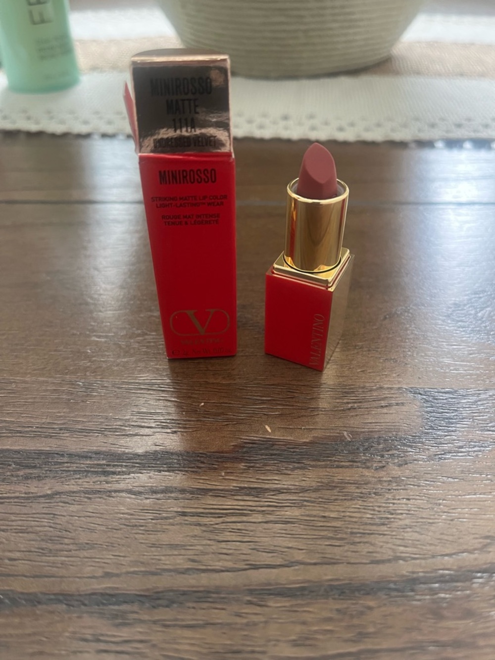 Valentino Minirrosso Matte Lipstick — Rose Nude in Red & Gold Case - Picture 2 of 2